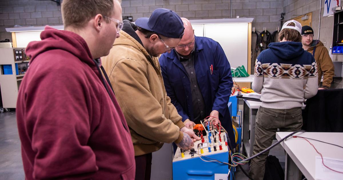 Electrician Apprenticeship Northwestern Polytechnic